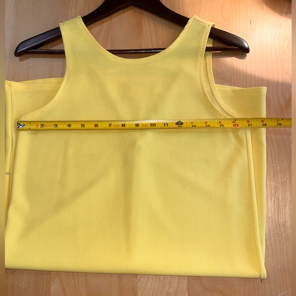 Mango yellow back vent dress size XS (feels like an S) - Picture 8 of 12